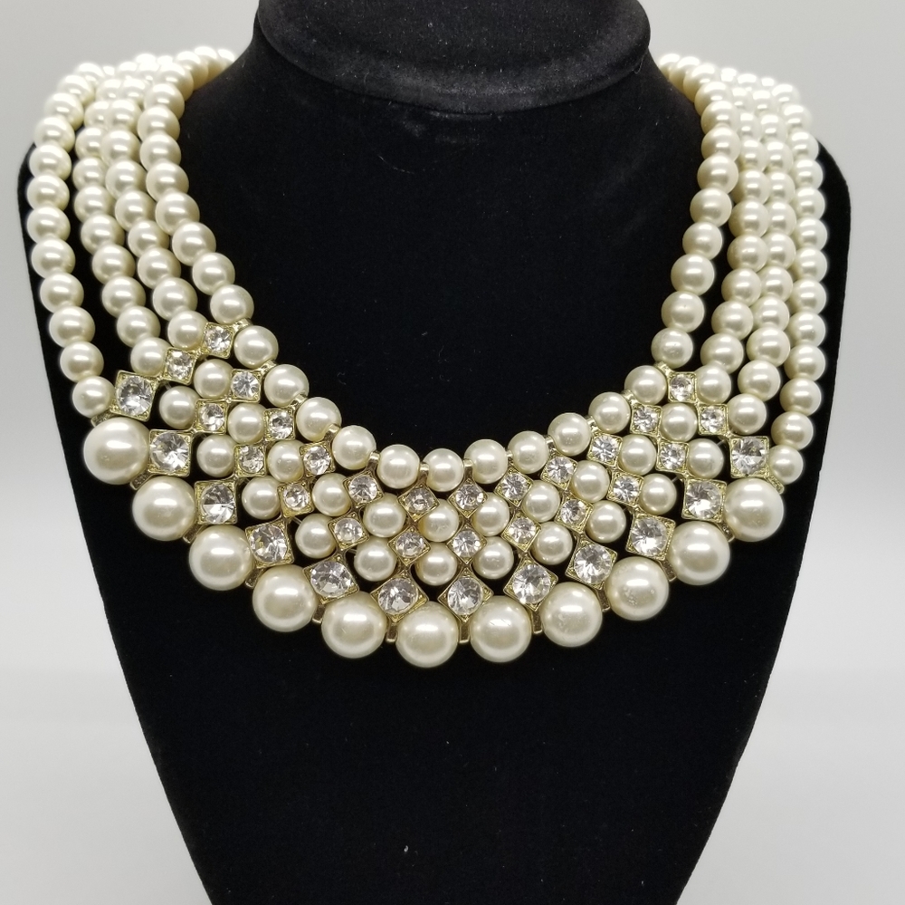 Pearl necklace